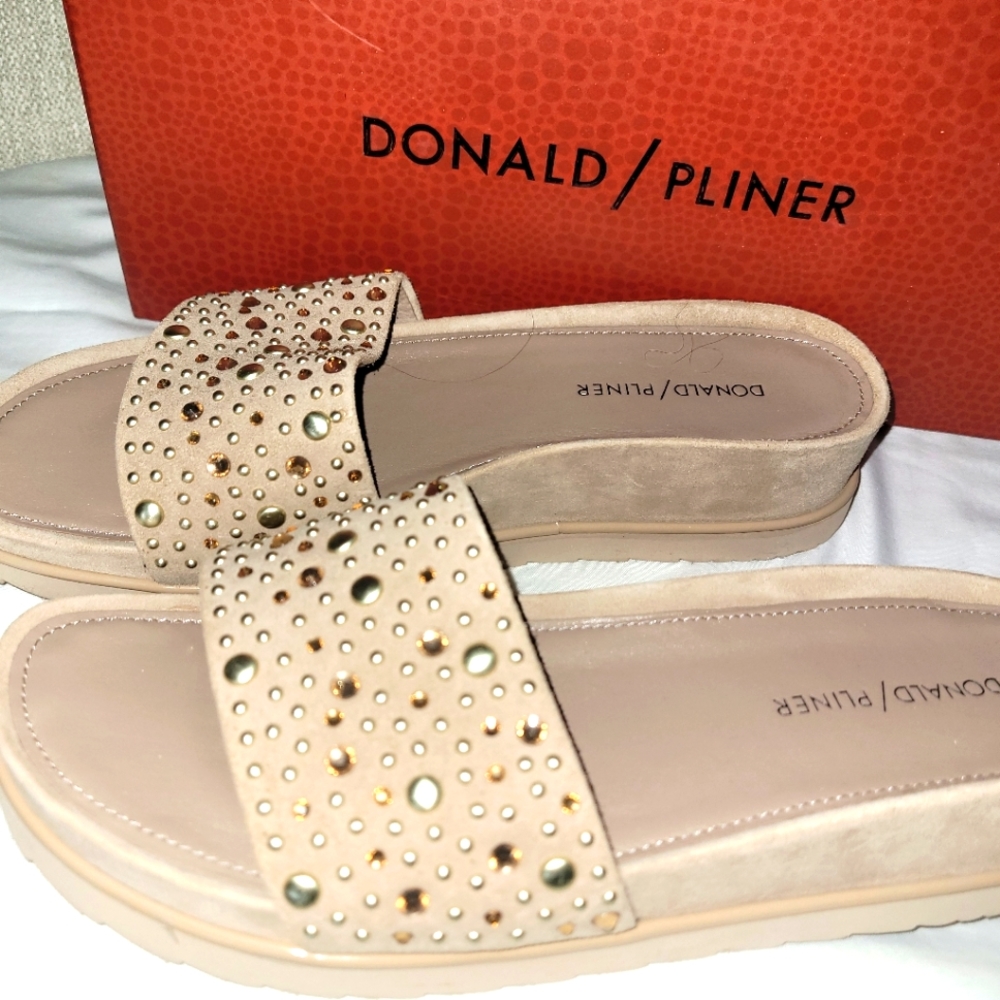 Donald Pliner Suede Slide